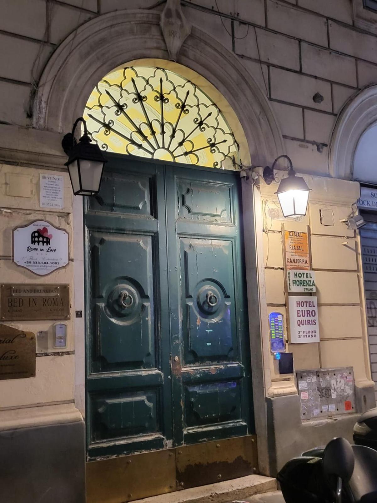 Apartament Casa Max Rzym Zewnętrze zdjęcie